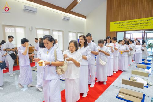 ภาพ No.336316:วันจันทร์ที่ 22 มิถุนายน พ.ศ.2569 พิธีอัญเชิญพระธรรมกาย และบรรจุพระบรมสารีริกธาตุ  ภายในเกศดอกบัวตูม องค์พระประธาน ณ อาคารสมปรารถนา วัดกลางธนรินทร์ ต.บ้านแป้ง อ.พรหมบุรี จ.สิงห์บุรี