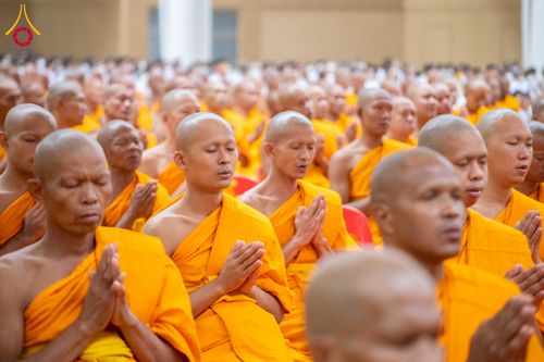 ภาพ No.306479:วันที่ 31 มกราคม พ.ศ. 2569  พิธีบำเพ็ญกุศล 100 วัน เพื่ออุทิศถวายแด่  สมเด็จพระนางเจ้าสิริกิติ์ พระบรมราชินีนาถ พระบรมราชชนนีพันปีหลวง ณ ห้องแก้วสารพัดนึก2 วัดพระธรรมกาย ปทุมธานี