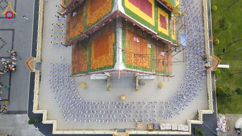 ภาพ No.278606:วันอาทิตย์ที่ 14 ธันวาคม พ.ศ.2568  พิธีเวียนประทักษิณ พิธีวันทาสีมาพระประธาน โครงการบวชบูชาธรรมมหาปูชนียาจารย์ ของศูนย์ปฏิบัติธรรมบุรีรัมย์ ณ วัดกลาง พระอารามหลวง จังหวัดบุรีรัมย์