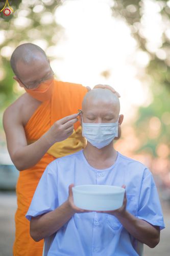 ภาพ No.78666:พิธีตัดปอยผมและปลงผมนาคธรรมทายาท  โครงการบรรพชาและอุปสมบทหมู่ วันคุ้มครองโลก วันที่ 26 มีนาคม พ.ศ.2566 ณ หมู่บ้านบรรลุธรรม วัดพระธรรมกาย