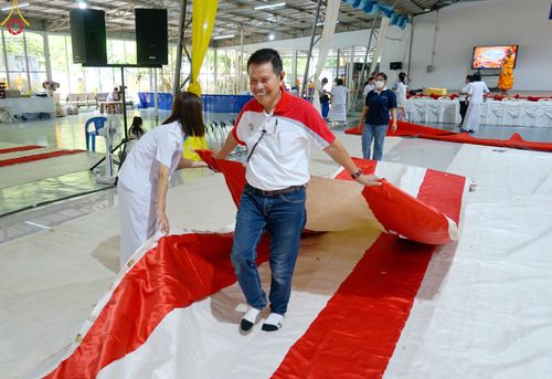 ภาพ No.82282:พิธีตักบาตรพระ 1,000 รูป ปีที่ 8 วันเสาร์ที่ 10 มิถุนายน 2566 ณ ธุดงคสถานล้านนา อ.สันทราย จ.เชียงใหม่