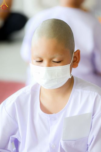 ภาพ No.79332:พิธีขอขมา มอบบาตรและผ้าไตร ในโครงการบรรพชาสามเณรฟื้นฟูพระพุทธศาสนาทั่วไทย โครงการอบรมยุวธรรมทายาท มัชฌิมธรรมทายาท และธรรมทายาทรุ่นอุดมศึกษา ณ สภาธรรมกายสากล วัดพระธรรมกาย วันเสาร์ที่ 1 เมษายน พ.ศ. 2566