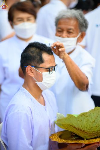 ภาพ No.78628:พิธีตัดปอยผมและปลงผมนาคธรรมทายาท  โครงการบรรพชาและอุปสมบทหมู่ วันคุ้มครองโลก วันที่ 26 มีนาคม พ.ศ.2566 ณ หมู่บ้านบรรลุธรรม วัดพระธรรมกาย