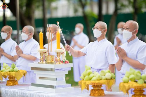 ภาพ No.83390:พิธีบรรพชาอุปสมบทหมู่ธรรมทายาทนานาชาติ (ภาคภาษาจีน) รุ่นที่ 18 ณ โบสถ์พระไตรปิฎก วัดพระธรรมกาย จ.ปทุมธานี วันเสาร์ที่ 15 กรกฎาคม 2566