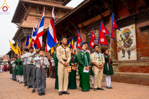 ภาพ No.313541:วันพฤหัสบดีที่ 12 มีนาคม พ.ศ. 2569 ขบวนแห่นาคธรรมทายาทในโครงการบรรพชาสามเณร 500 รูป  จาก นาคบาฮาล (Nagbahal) สู่จัตุรัสปาทัน (Patan Durbar Square) ประเทศเนปาล