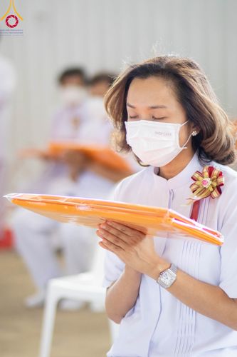 ภาพ No.86288:วันธรรมชัย ปีที่ 55 พิธีทอดผ้าป่ากฐินสมทบครั้งที่1, พิธีเจริญพุทธมนต์ ลูกนิมิตมหาสมบัติฯ พิธีจุดประทีป,พิธีฉลองชัยสวดมนต์บทธัมมจักกัปปวัตนสูตร วันอาทิตย์ที่ 27 สิงหาคม พ.ศ.2566 ณ สภาธรรมกายสากล / มหารัตนวิหารคด วัดพระธรรมกาย