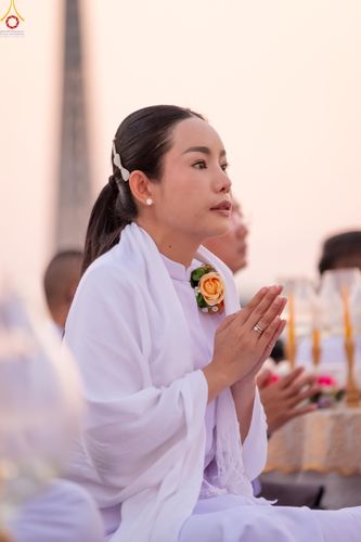 ภาพ No.307845:วันที่ 31 มกราคม พ.ศ. 2569 พิธีจุดประทีปธรรมถวายเป็นพุทธบูชา  และบูชาธรรมมหาปูชนียาจารย์ (ภาพชุดที่ 2) ณ วัดพระธรรมกาย ปทุมธานี ในโครงการธรรมยาตรา กตัญญูบูชา มหาปูชนียาจารย์ พระมงคลเทพมุนี(สด จนฺทสโร) พระผู้ปราบมาร อนุสรณ์สถาน 7 แห่ง ปีที่ 14