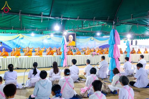 ภาพ No.299196:วันที่ 21 มกราคม พ.ศ. 2569 พิธีถวายภัตตาหารเป็นสังฆทาน แด่พระธรรมยาตรา ณ อนุสรณ์สถานบางปลา วัดบางปลา อำเภอบางเลน จังหวัดนครปฐม ในโครงการธรรมยาตรา กตัญญูบูชา มหาปูชนียาจารย์ พระมงคลเทพมุนี(สด จนฺทสโร) พระผู้ปราบมาร อนุสรณ์สถาน 7 แห่ง ปีที่ 14