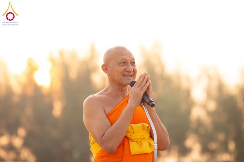 ภาพ No.299871:วันที่ 19 มกราคม พ.ศ.2569 พระธรรมยาตราปฏิบัติธรรมและถ่ายภาพหมู่ประวัติศาสตร์ ณ อนุสรณ์สถานลำดับที่ 5 สถานที่เผยแผ่วิชชาธรรมกายครั้งแรก  อนุสรณ์สถานบางปลาวัดบางปลา อ.บางเลน จ.นครปฐม ในโครงการธรรมยาตรา กตัญญูบูชา มหาปูชนียาจารย์ พระมงคลเทพมุนี(สด จนฺทสโร) 