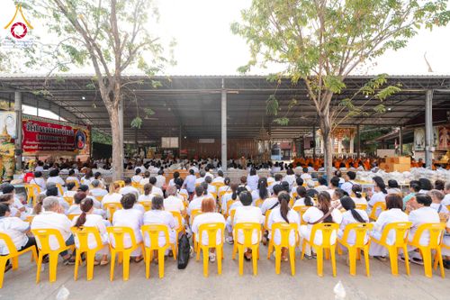 ภาพ No.299029:วันที่ 20 มกราคม พ.ศ. 2569 พิธีทอดผ้าป่าทำนุบำรุงศาสนสถาน ณ วัดใหม่นพรัตน์ ต.เนินพระปรางค์ อ.สองพี่น้อง จ.สุพรรณบุรี ในโครงการธรรมยาตรา กตัญญูบูชา มหาปูชนียาจารย์ พระมงคลเทพมุนี(สด จนฺทสโร) พระผู้ปราบมาร อนุสรณ์สถาน 7 แห่ง ปีที่ 14