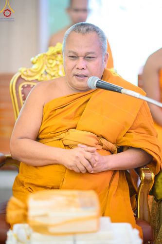 ภาพ No.81243:พิธีถวายสังฆทานแด่คณะสงฆ์ 323 วัด พิธีมอบกองทุนหนุนแรงใจช่วยครูใต้ และพิธีทำบุญอุทิศส่วนกุศลแด่ผู้วายชนม์ในเหตุการณ์ความไม่สงบ ๔ จังหวัดชายแดนภาคใต้  ปีที่ 19 ครั้งที่ 162 วันเสาร์ที่ 27 พฤษภาคม พ.ศ. 2566 ณ ศูนย์ปฏิบัติธรรมภาคใต้ อ.บางกล่ำ จ.สงขลา