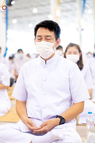 ภาพ No.78894:พิธีตักบาตร ข้าวสารอาหารแห้ง พิธีบูชาข้าวพระ ในวันอาทิตย์ต้นเดือนที่ 2 เมษายน พ.ศ. 2566