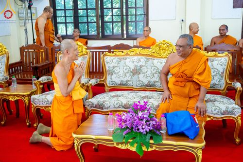 ภาพ No.311081:วันพฤหัสบดีที่ 26 กุมภาพันธ์ พ.ศ. 2569 พิธีถวายสังฆทานแด่คณะสงฆ์ 323 วัด ปีที่ 22 ครั้งที่ 182 พิธีมอบกองทุนหนุนแรงใจช่วยครูใต้ ปีที่ 19 ครั้งที่ 145 และพิธีทำบุญอุทิศส่วนกุศลให้ผู้วายชนม์