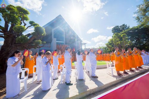 ภาพ No.248873:วันที่ 20 กันยายน พ.ศ. 2568 พิธีอัญเชิญรูปหล่อหลวงปู่วัดปากน้ำ ภาษีเจริญ จากวัดมงคลนิมิตร พระอารามหลวง เพื่อประดิษฐาน ณ วิหารพระมงคลเทพมุนี (สด จนฺทสโร)  ศูนย์ปฏิบัติธรรมภูเก็ต จ.ภูเก็ต