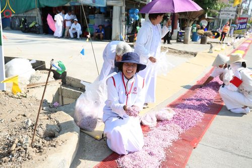 ภาพ No.117899:V.17 สำเร็จๆ การเตรียมงาน เก็บงาน การรับบุญของเจ้าหน้าที่หน่วยงานต่างๆ เพื่อโครงการธรรมยาตรา กตัญญูบูชามหาปูชนียาจารย์ พระมงคลเทพมุนี (สด จนฺทสโร) พระผู้ปราบมาร อนุสรณ์สถาน 7 แห่ง ปีที่ 12 ระหว่างวันที่ 2 - 31 มกราคม พ.ศ.2567