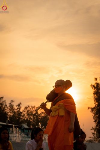 ภาพ No.120467:พิธีต้อนรับพระธรรมยาตรา ในโครงการธรรมยาตรา กตัญญูบูชา มหาปูชนียาจารย์ พระมงคลเทพมุนี(สด จนฺทสโร) พระผู้ปราบมาร อนุสรณ์สถาน 7 แห่ง ปีที่ 12 วันที่ 28 มกราคม พ.ศ. 2567 ณ วัดพระธรรมกาย จ.ปทุมธานี (ชุดที่ 2)