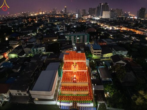 ภาพ No.119317:พิธีจุดประทีปถวายเป็นพุทธบูชา และบูชาธรรมมหาปูชนียาจารย์ พระมงคลเทพมุนี(สด จนฺทสโร) ในโครงการธรรมยาตราฯ วันที่ 26 มกราคม พ.ศ. 2567 ณ อาคารธรรมยาตรา กตัญญูบูชามหาปูชนียาจารย์ ตรงข้ามวัดปากน้ำภาษีเจริญ จ.กรุงเทพมหานคร