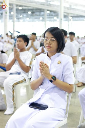 ภาพ No.151317:พิธีบูชาข้าวพระ ในวันอาทิตย์ต้นเดือน วันที่ 1 กันยายน พ.ศ. 2567 ณ สภาธรรมกายสากล วัดพระธรรมกาย