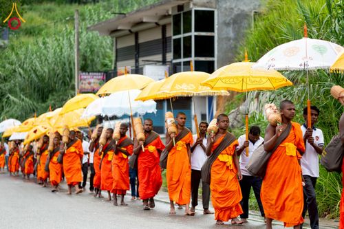 ภาพ No.226404:วันที่ 7-10 พฤษภาคม พ.ศ. 2568 โครงการเดินธรรมยาตรา สยาม-ลังกา ธรรมยาตรา ฉลองเทศกาลวิสาขบูชาแห่งชาติ ศรีลังกา บูชาธรรม 81 ปี หลวงพ่อธัมมชโย เมืองนูวราอิลิยา ประเทศศรีลังกา