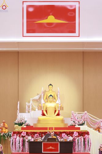 ภาพ No.84674:พิธีบรรจุพระบรมสารีริกธาตุภายในเกตุดอกบัวตูม องค์พระประธาน ณ ห้องแก้วสารพัดนึก 2 วัดพระธรรมกาย ในวันอาสาฬหบูชา อังคารที่ 1 สิงหาคม พ.ศ.2566