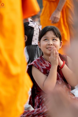 ภาพ No.299575:วันที่ 18 มกราคม พ.ศ. 2569 พิธีต้อนรับพระธรรมยาตรา (ภาพชุดที่ 2) ณ อนุสรณ์สถานลำดับที่ 5  สถานที่เผยแผ่วิชชาธรรมกายครั้งแรก อนุสรณ์สถานบางปลา วัดบางปลา อำเภอบางเลน จังหวัดนครปฐม ในโครงการธรรมยาตรา กตัญญูบูชา มหาปูชนียาจารย์ พระมงคลเทพมุนี(สด จนฺทสโร) พระ