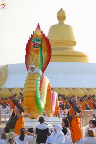 ภาพ No.299535:วันที่ 18 มกราคม พ.ศ. 2569 พิธีต้อนรับพระธรรมยาตรา (ภาพชุดที่ 2) ณ อนุสรณ์สถานลำดับที่ 5  สถานที่เผยแผ่วิชชาธรรมกายครั้งแรก อนุสรณ์สถานบางปลา วัดบางปลา อำเภอบางเลน จังหวัดนครปฐม ในโครงการธรรมยาตรา กตัญญูบูชา มหาปูชนียาจารย์ พระมงคลเทพมุนี(สด จนฺทสโร) พระ