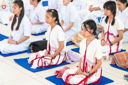 ภาพ No.136365:พิธีอุปสมบทสามเณรเตรียมสถาบันธรรมชัย รุ่นที่ 21 ณ โบสถ์พระไตรปิฏก วัดพระธรรมกาย วันเสาร์ที่ 4 พฤษภาคม พ.ศ.2567