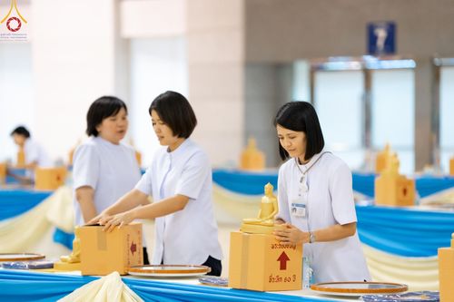 ภาพ No.60921:V.37 ยิ่งกว่าดี เพื่อ 80 ปีของพ่อ ภาพการเตรียมงานของหน่วยงานต่างๆ เพื่อพิธีฉลองอายุวัฒนมงคล 80 ปี หลวงพ่อธัมมชโย และรับถวายมหาสังฆทาน 10,000 กว่าวัดทั่วประเทศ ในวันคุ้มครองโลก วันจันทร์ที่ 22 เมษายน พ.ศ. 2567