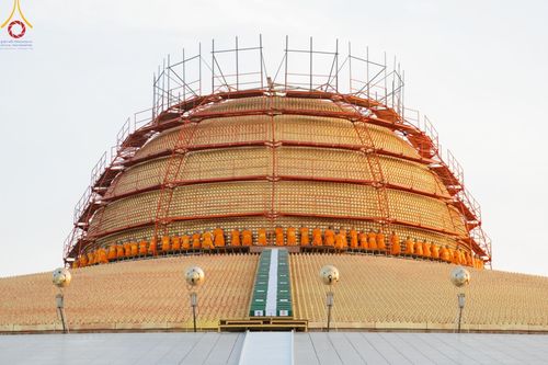 ภาพ No.194586:พิธีปฐมเริ่มสุวรรณรังสรรค์มหาธรรมกายเจดีย์ วันจันทร์ที่ 13 มกราคม พ.ศ. 2568 ณ มหาธรรมกายเจดีย์ วัดพระธรรมกาย จ.ปทุมธานี