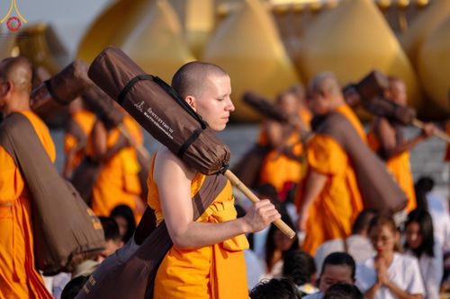 ภาพ No.198225:พิธีต้อนรับพระธรรมยาตรา ณ อนุสรณ์สถานลำดับที่ 5 สถานที่เผยแผ่วิชชาธรรมกายครั้งแรก อนุสรณ์สถานบางปลา วัดบางปลา อำเภอบางเลน จังหวัดนครปฐม ในโครงการธรรมยาตรา กตัญญูบูชา มหาปูชนียาจารย์ พระมงคลเทพมุนี(สด จนฺทสโร) พระผู้ปราบมาร ปีที่ 13 วัน 19 มกราคม พ.ศ.2568