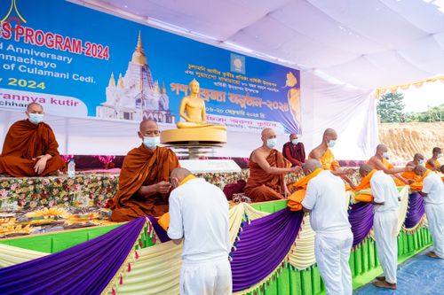 ภาพ No.130368:Photo Story ปฐมบรรพชาชาวพุทธมาร์มา Episode 3/5 วันที่ 9 กุมภาพันธ์ พ.ศ. 2567 ในโครงการบรรพชาสามเณร ครั้งแรกของชาวพุทธมาร์มา บังกลาเทศ ณ วัดธัมจักร อรัญกุฏิ เมืองรัมการ์ คาร์กาชารี บังกลาเทศ