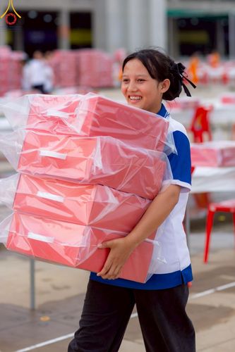 ภาพ No.219164:วันที่ 19-21 เมษายน พ.ศ. 2568 การเตรียมงานในลานธรรม , วิหารคด เพื่องานวันคุ้มครองโลก 22 เมษายน พ.ศ. 2568