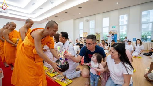 ภาพ No.139594:กิจกรรมวันวิสาขบูชา ณ Dhammakaya Centre Singapore วันที่ 21-22 พฤษภาคม พ.ศ. 2567