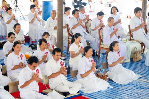 ภาพ No.144493:3 Bigboon 1.พิธีทอดผ้าป่าสถาปนาสังฆรัตนะปทุมเจดีย์ 2.พิธีประดิษฐานดอกบัวอนันต์นิรันดร์กาล 3.พิธีถวายมหาสังฆทานแด่คณะสงฆ์ทุกวัดในจังหวัดปัตตานี ณ ศูนย์อบรมเยาวชนจังหวัดปัตตานี วันอาทิตย์ที่ 14 กรกฎาคม พ.ศ. 2567