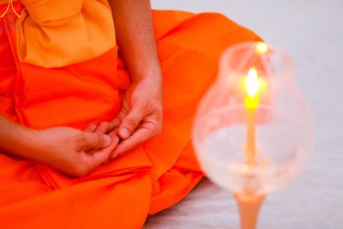 ภาพ No.118274:พิธีจุดประทีปถวายเป็นพุทธบูชา และบูชาธรรมมหาปูชนียาจารย์ พระมงคลเทพมุนี(สด จนฺทสโร) วันที่ 24 มกราคม พ.ศ. 2567 ณ อนุสรณ์สถานบางปลา อ.บางเลน จ.นครปฐม