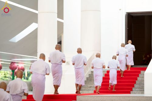 ภาพ No.244625:วันเสาร์ที่ 6 กันยายน พ.ศ. 2568 พิธีเวียนประทักษิณ และวันทาสีมาของนาคธรรมทายาท โครงการอุปสมบทหมู่บูชาธรรมครบรอบ 108 ปี วันครูผู้ค้นพบวิชชาธรรมกาย ณ โบสถ์พระไตรปิฎก วัดพระธรรมกาย