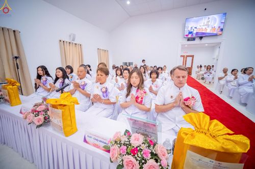 ภาพ No.234690:วันอาทิตย์ที่ 20 กรกฎาคม  พ.ศ.2568 พิธีทอดผ้าป่าภาคพื้นอเมริกา พิธีเจริญพระพุทธมนต์ ฉลองอาคารแก้วธรรมชัยรัตนอนันต์ วัดพระธรรมกายเทนเนสซี ประเทศสหรัฐอเมริกา