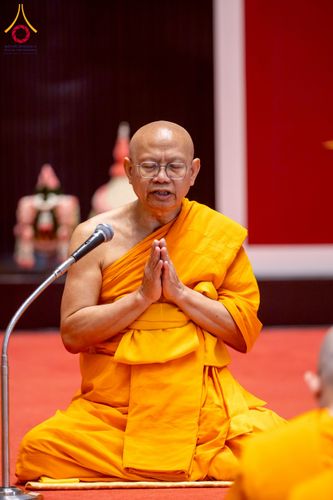 ภาพ No.256277:วันที่ 4 ตุลาคม พ.ศ. 2568 พิธีบรรพชาอุปสมบท  โครงการอุปสมบทหมู่บูชาธรรม 141 ปี  พระมงคลเทพมุนี (สด จนฺทสโร) ณ โบสถ์พระไตรปิฏก วัดพระธรรมกาย จ.ปทุมธานี