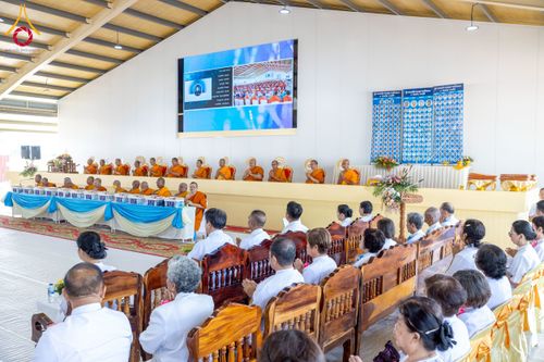 ภาพ No.230245:วันเสาร์ที่ 28 มิถุนายน พ.ศ. 2568 พิธีถวายสังฆทาน 323 วัด 4 จังหวัดชายแดนใต้ ปีที่ 21 ครั้งที่ 178 พิธีมอบกองทุนหนุนแรงใจช่วยครูใต้ ปีที่ 18 ครั้งที่ 142 ณ ศูนย์อบรมเยาวชนจังหวัดปัตตานี