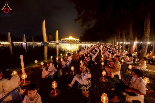 ภาพ No.266388:วันพุธที่ 5 พฤศจิกายน พ.ศ. 2568 (วันพระ ขึ้น 15 ค่ำ เดือน 12) พิธีลอยกระทงธรรม  ณ สระมหาเศรษฐีทะเลบุญ มหาวิหารพระมงคลเทพมุนี วัดพระธรรมกาย จ.ปทุมธานี