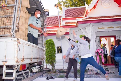 ภาพ No.111697:V.10 เก่งกล้า การเตรียมงาน เก็บงาน การรับบุญของเจ้าหน้าที่หน่วยงานต่างๆ เพื่อโครงการธรรมยาตรา กตัญญูบูชามหาปูชนียาจารย์ พระมงคลเทพมุนี (สด จนฺทสโร) พระผู้ปราบมาร อนุสรณ์สถาน 7 แห่ง ปีที่ 12 ระหว่างวันที่ 2 - 31 มกราคม พ.ศ.2567