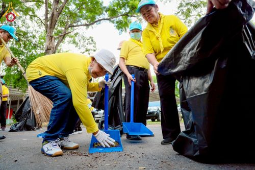 ภาพ No.226812:กิจกรรมจิตอาสาพัฒนา “เราทำความ ดี ด้วยหัวใจ” เนื่องในโอกาสวันพระบาทสมเด็จพระปกเกล้าเจ้าอยู่หัว ณ วัดพระธรรมกาย อ.คลองหลวง จ.ปทุมธานี วันพุธที่ 28 พฤษภาคม พ.ศ. 2568