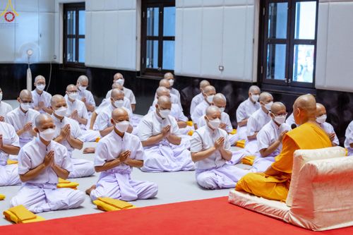 ภาพ No.82714:พิธีเวียนประทักษิณ, พิธีวันทาเจดีย์ ณ มหาธรรมกายเจดีย์  พิธีบรรพชาหมู่พระพี่เลี้ยงเข้าพรรษา, ธรรมทายาทอุดมศึกษา รุ่นที่ 50(ภาคฤดูฝน) และธรรมทายาทพุทธศาสตร์สากล รุ่นที่ 7 (ภาคฤดูฝน) วันเสาร์ที่ 17 มิถุนายน พ.ศ. 2566 ณ  โบสถ์พระไตรปิฎก วัดพระธรรมกาย จ.ปทุม