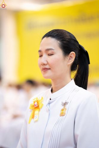 ภาพ No.345536:วันพฤหัสบดีที่ 27 สิงหาคม พ.ศ.2569 พิธีภาคสาย ปฏิบัติธรรมร่วมกัน เนื่องในวันธรรมชัย ณ สภาธรรมกายสากล วัดพระธรรมกาย