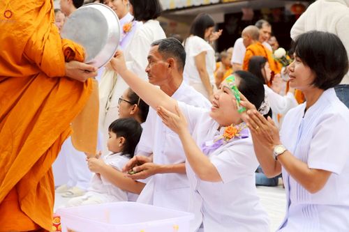 ภาพ No.245452:วันอาทิตย์ที่ 14 กันยายน พ.ศ. 2568 ตักบาตรพระ 555 รูป มหากุศล  น้อมถวายเป็นพุทธบูชา ณ หอนาฬิกาเบตง อ.เบตง จ.ยะลา