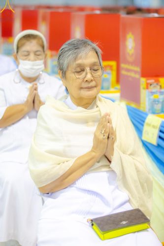 ภาพ No.146984:การต้อนรับพระสังฆาธิการ 2,000 กว่าวัดทั่วประเทศ และพิธีบูชาข้าวพระ เนื่องในวันสมาธิโลก วันอาทิตย์ที่ 4 สิงหาคม พ.ศ. 2567 ณ สภาธรรมกายสากล วัดพระธรรมกาย