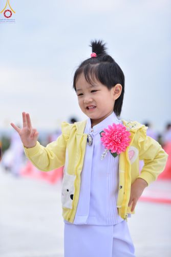ภาพ No.118669:พิธีตักบาตรพระธรรมยาตรา ปีที่ 12 ณ อนุสรณ์สถานลำดับที่ 5 สถานที่เผยแผ่วิชชาธรรมกายครั้งแรก อนุสรณ์สถานบางปลา จ.นครปฐม วันที่ 25 มกราคม พ.ศ. 2567