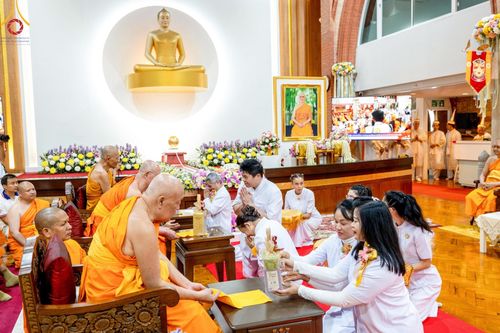 ภาพ No.142774:พิธีพัทธสีมา ประดิษฐานลูกนิมิตมหาสมบัติ สถาปนาอุโบสถวัดพระธรรมกายลอนดอน บูชาธรรม 80 ปี หลวงพ่อธัมมชโย วันเสาร์ที่ 22 มิถุนายน พ.ศ. 2567