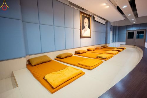 ภาพ No.60624:V.38 ทุ่มพลังเพื่อพ่อครบ 80 ปี ภาพการเตรียมงานของหน่วยงานต่างๆ เพื่อพิธีฉลองอายุวัฒนมงคล 80 ปี หลวงพ่อธัมมชโย และรับถวายมหาสังฆทาน 10,000 กว่าวัดทั่วประเทศ ในวันคุ้มครองโลก วันจันทร์ที่ 22 เมษายน พ.ศ. 2567