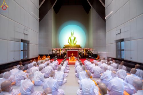 ภาพ No.141435:พิธีบรรพชาอุปสมบท โครงการอุปสมบทหมู่รุ่นผู้บริหาร รุ่นที่ 14 โครงการอุปสมบทหมู่ธรรมทายาท ระดับอุดมศึกษา รุ่นที่ 51 ภาคฤดูฝน ณ โบสถ์พระไตรปิฎก วัดพระธรรมกาย ในวันเสาร์ที่ 15 มิถุนายน พ.ศ. 2567